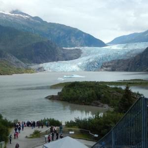 Meet your Posher, Laurie